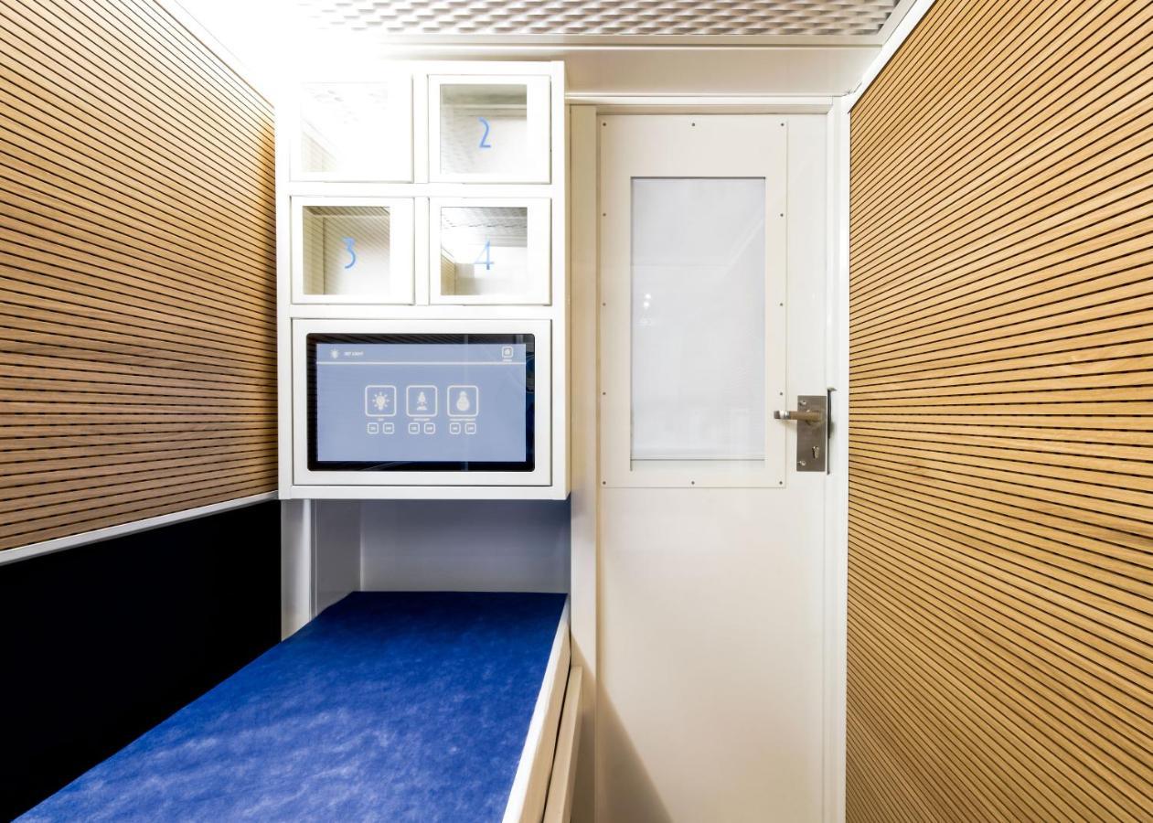 Готель Resting Pods - Zzzleepandgotrn Torino Airport Caselle Torinese Екстер'єр фото